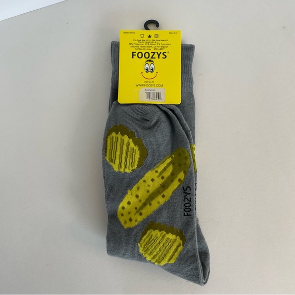 NWT Foozys Socks Grey With Green Pickles Print Mens - Picture 2 of 4